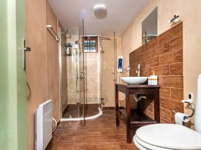 стальовата къща - Stalyovata House *