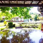стальовата къща - Stalyovata House Луксозна вила