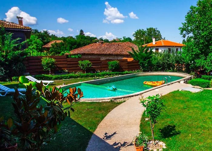 فيلة стальовата къща - Stalyovata House Prokhod