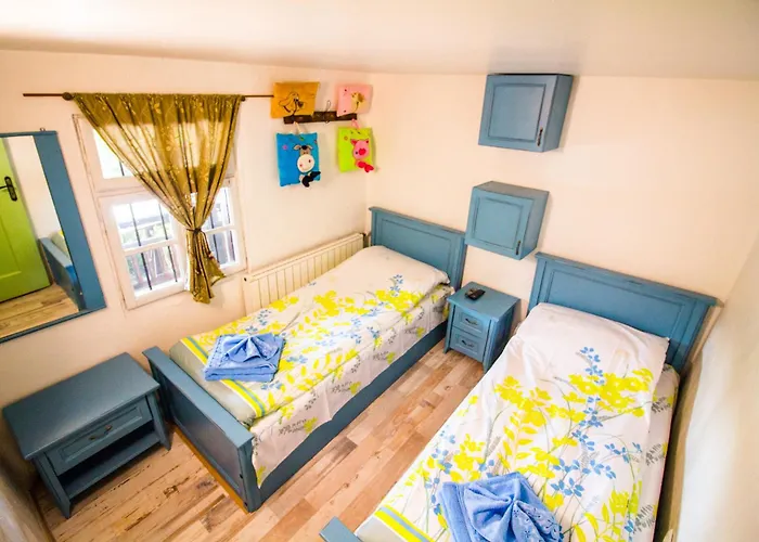 فيلة стальовата къща - Stalyovata House Prokhod