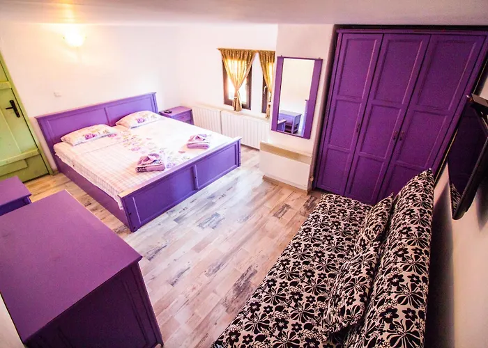 стальовата къща - Stalyovata House فيلة Prokhod