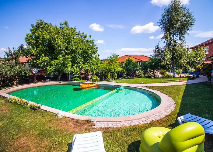 стальовата къща - Stalyovata House فيلة Prokhod