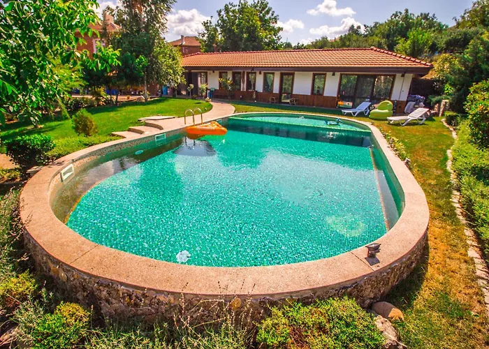 стальовата къща - Stalyovata House